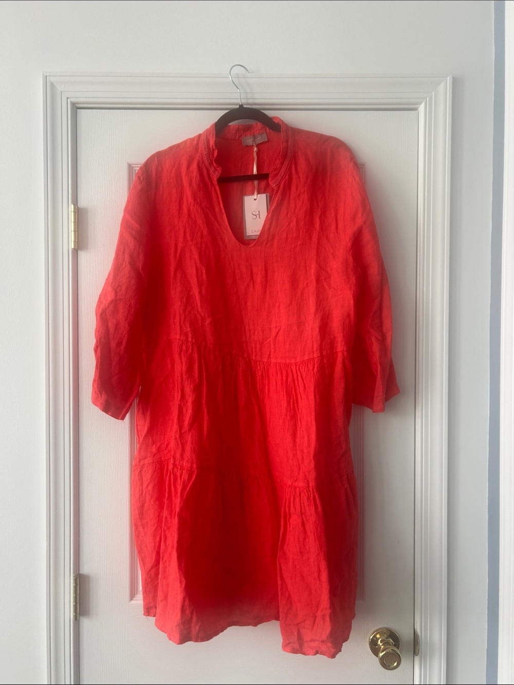 Classic Red Linen Dress with V-Notch Neck
BUST 46 inch